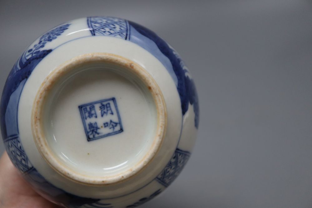 A Chinese blue and white bottle vase, height 22cm